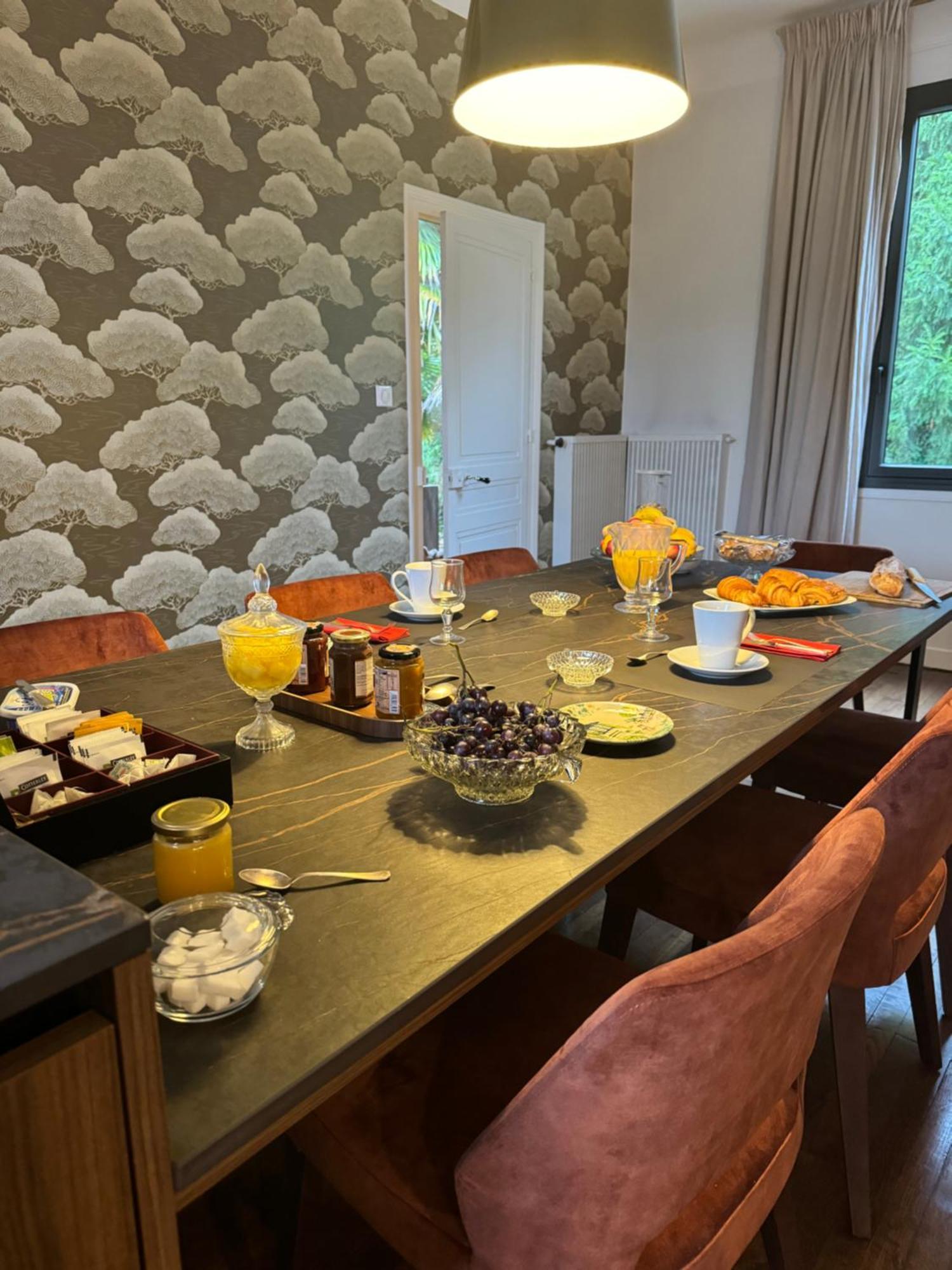 Demeure De Charme Vue Riviere Perigueux Piscine Parking B&B 외부 사진